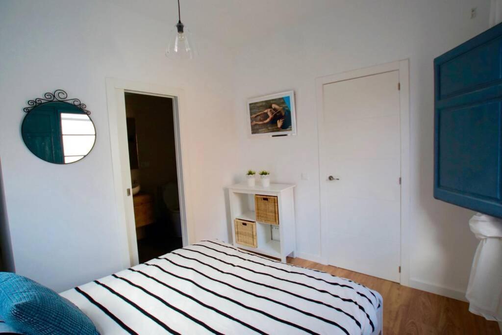 Lovely Flat Fira Mwc Οσπιταλέτ ντε Λιοβρεγάτ Εξωτερικό φωτογραφία